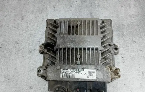 Volvo V50 Engine control unit/module ECU J38AC