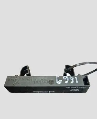 Renault Megane II Aerial antenna amplifier 8200245978