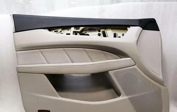 Mercedes-Benz CLS C218 AMG Front door card panel trim A2187202570
