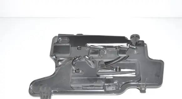 BMW 2 F46 Intake resonator 8580237 13718580237