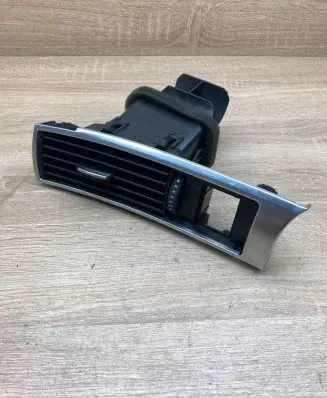 Audi A6 S6 C6 4F Dashboard side air vent grill/cover trim 4F1820901D