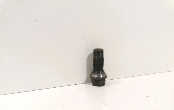 BMW 5 GT F07 Nuts/bolts 