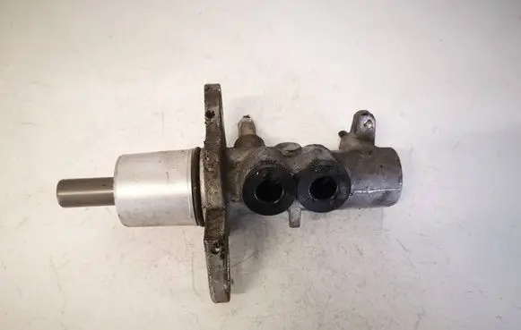 Volkswagen PASSAT B5 Master brake cylinder ALTUR2435