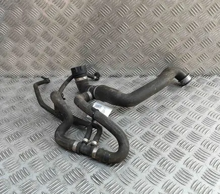 Mercedes-Benz GLE (W166 - C292) Engine coolant pipe/hose A1665000077