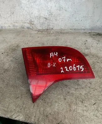 Audi A4 S4 B7 8E 8H Tailgate rear/tail lights 8e9945093