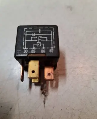 Audi A6 S6 C6 4F Other relay 443919578C 899519