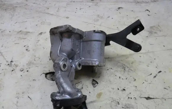 Nissan Qashqai EGR valve 3S11810