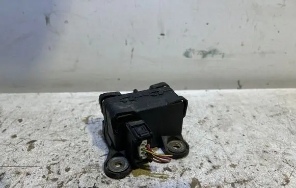Mercedes-Benz C W203 ESP acceleration yaw rate sensor A0045429218 DM77D1305T 10170103763