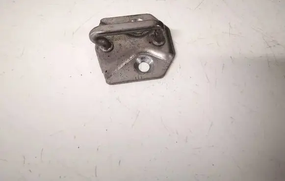 Ford Focus Rear door lock loop/hook striker am5aa21982aa