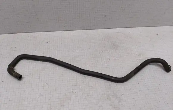 Volkswagen Touran I Engine coolant pipe/hose