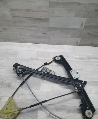 BMW 3 E92 E93 Front door electric window regulator 