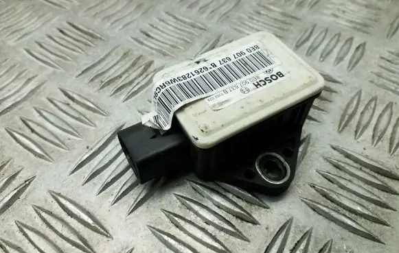 Audi A4 S4 B6 8E 8H ESP acceleration yaw rate sensor 8E0907637B