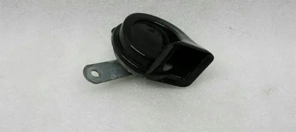 BMW 3 E46 Horn signal 7833012
