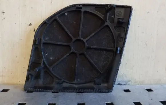 Side speaker trim/cover