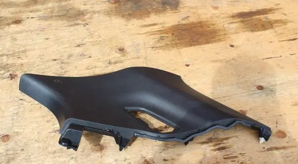 Lexus UX (C) pillar trim 6247076030