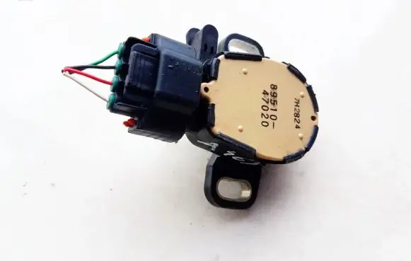 Toyota Prius (XW20) Accelerator throttle pedal 8951047020 89510-47020