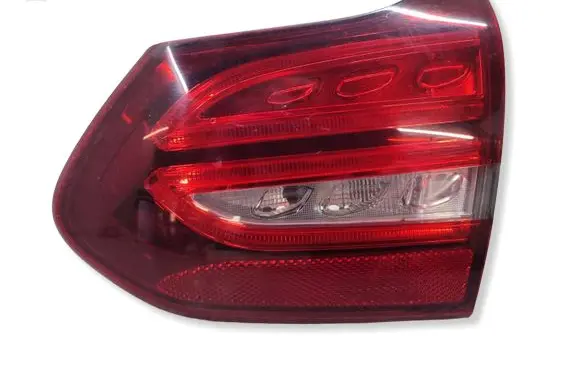 Mercedes-Benz C W205 Tailgate rear/tail lights A2059061603