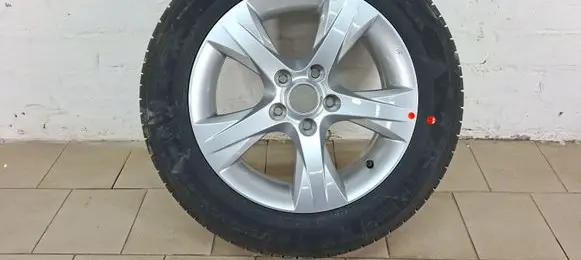 Hyundai i40 R16 alloy rim 529103Z100
