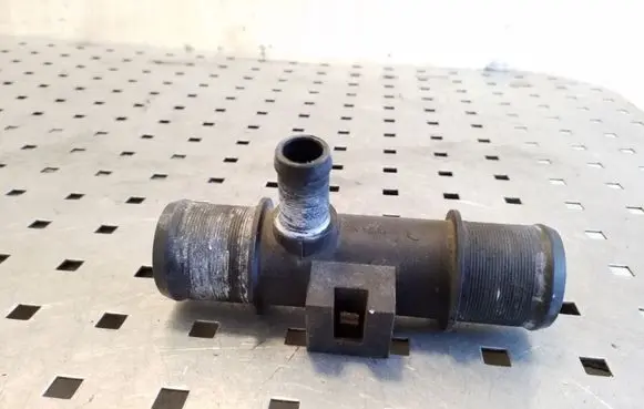 Nissan Qashqai Engine coolant pipe/hose CK1320584