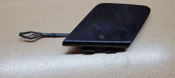 BMW 4 F32 F33 Front tow hook cap/cover 7432634