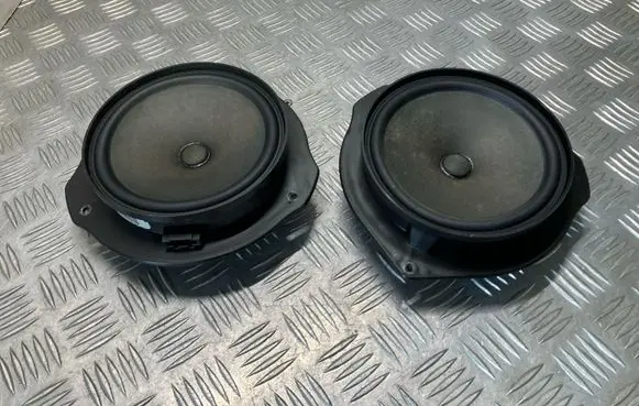 Mercedes-Benz C W204 Front door speaker A2049062401 970498101