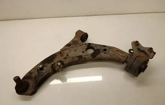 Mazda CX-7 Front lower control arm/wishbone 