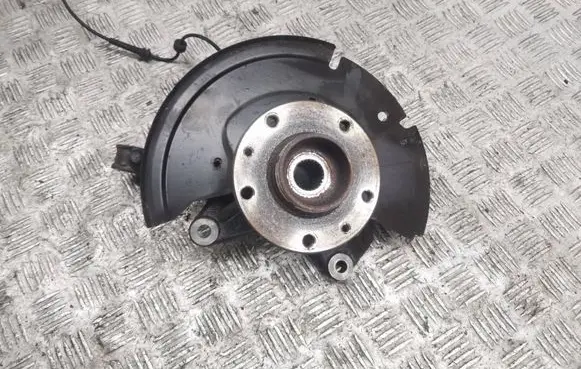 Nissan Juke II F16 Front wheel hub