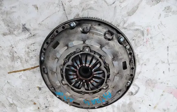 Vauxhall Astra J Dual mass flywheel 