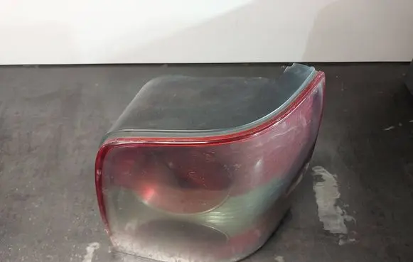 Volkswagen PASSAT B5 Rear/tail lights 3B9945096AA
