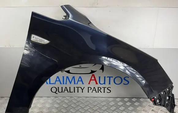 Opel Astra J Fender