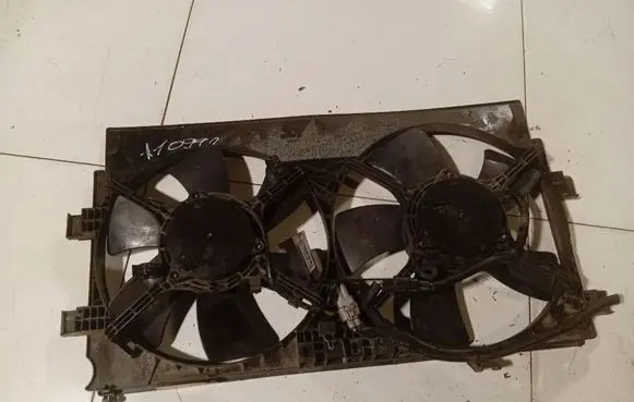 Mitsubishi Outlander Radiator cooling fan shroud 