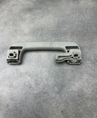 Audi A4 S4 B6 8E 8H Rear interior roof grab handle 8E0857608