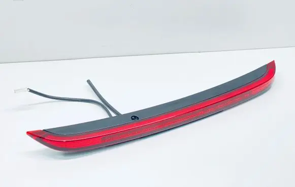 KIA Xceed Third/center stoplight 92700J7300