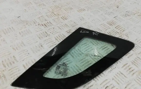 Ford Ecosport Rear side window