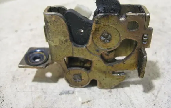 Renault Laguna I Tailgate window lock/catch/latch 