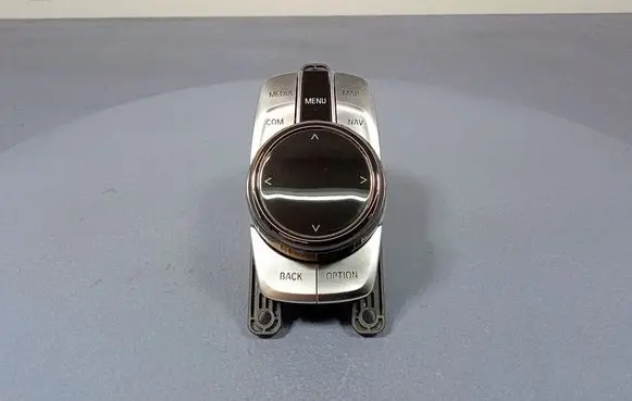 BMW 7 G11 G12 Head unit multimedia control 6821893