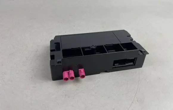 Volkswagen Golf VIII Bluetooth control unit module 5WA035284C