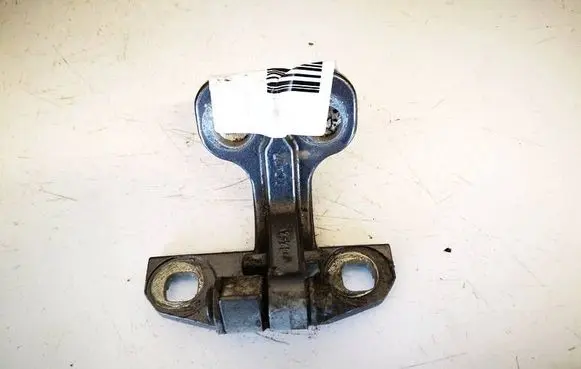 Land Rover Freelander 2 - LR2 Rear door lower hinge