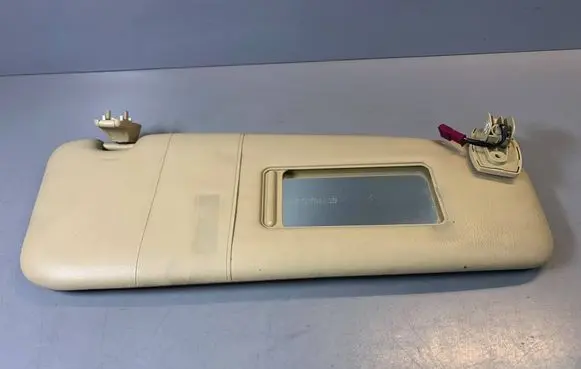 Sun visor