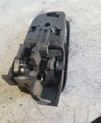 Toyota Corolla Verso AR10 Front door interior handle 692060F010