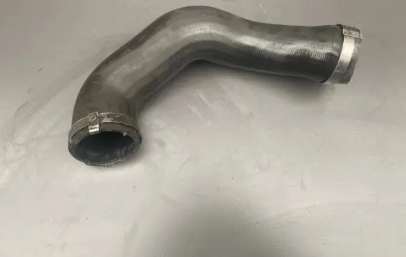 Land Rover Range Rover Sport L320 Intercooler hose/pipe AH229G738AC