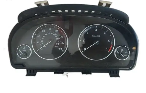 BMW 5 F10 F11 Speedometer (instrument cluster) 929141601