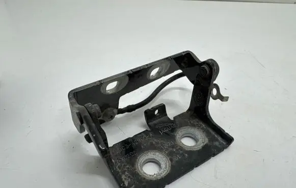 Jaguar E-Pace Tailgate/trunk/boot hinge J9C342900A XC2C0