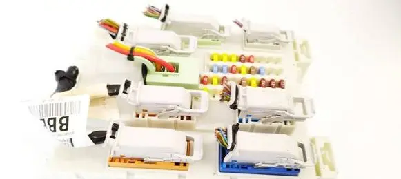 Ford Focus Fuse box set F1DT14A073BF 7020100754