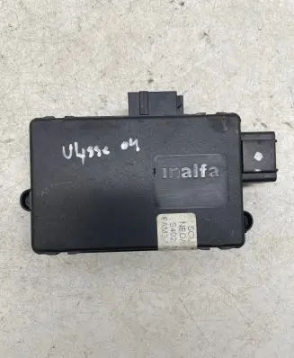 Fiat Ulysse Sunroof control unit/module 9554785 08F86 S40216