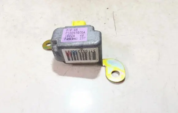 Mazda Premacy Airbag deployment crash/impact sensor c10057kc0a 1e22a48