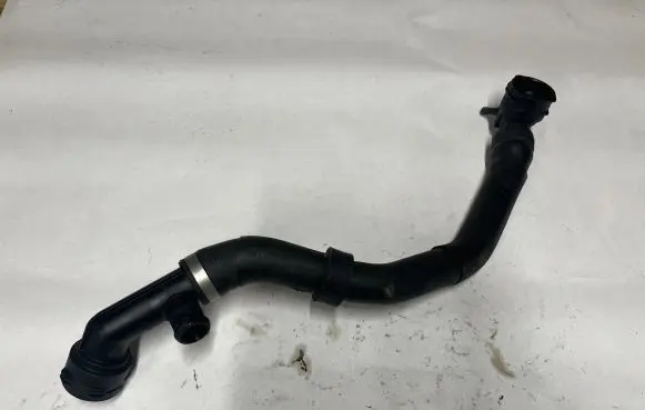 Audi A3 S3 8V Engine coolant pipe/hose 1K0122291B