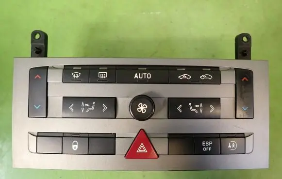 Peugeot 407 Climate control unit 96573322YW