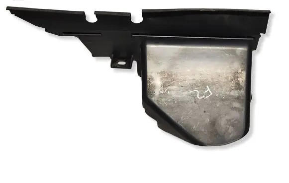 Ford Focus Intercooler air guide/duct channel 7M518311BC D2L4A