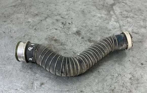 Audi Q7 4L Intercooler hose/pipe 7L8145968A